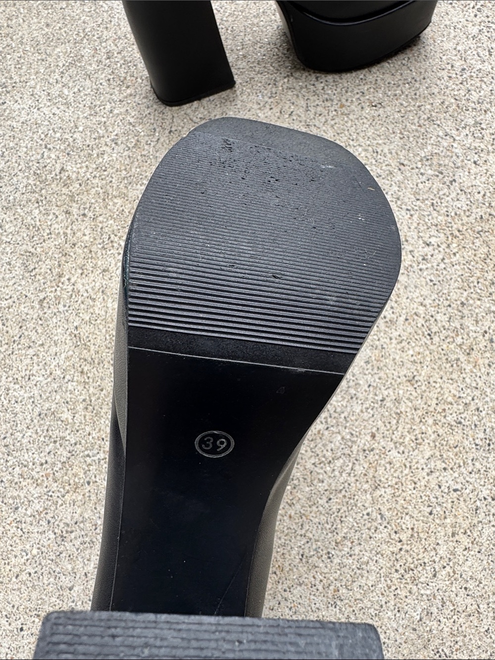 Black Platform Block-Heel Mid-Calf Boots - Picture 2 of 3